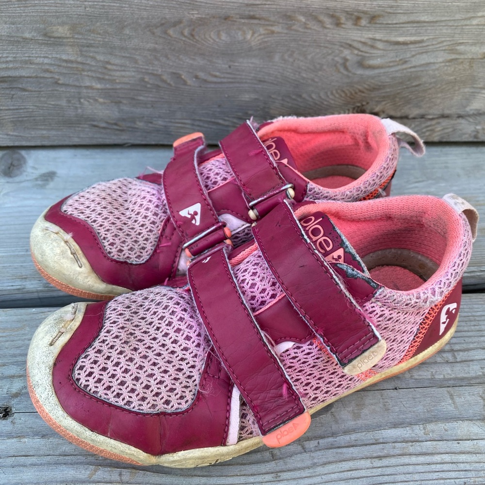Youth 13 Plae Sneakers
